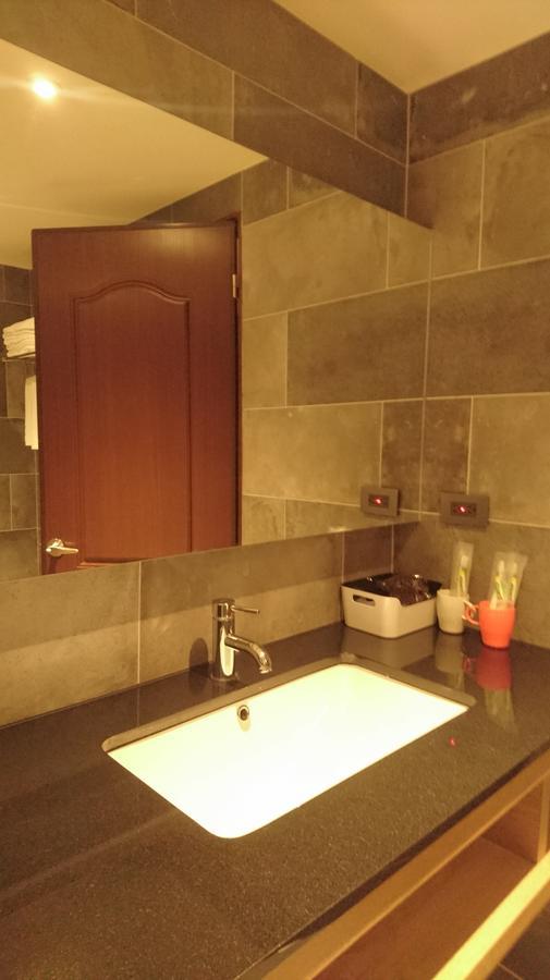Travel Port Motel Καοσιούνγκ Εξωτερικό φωτογραφία